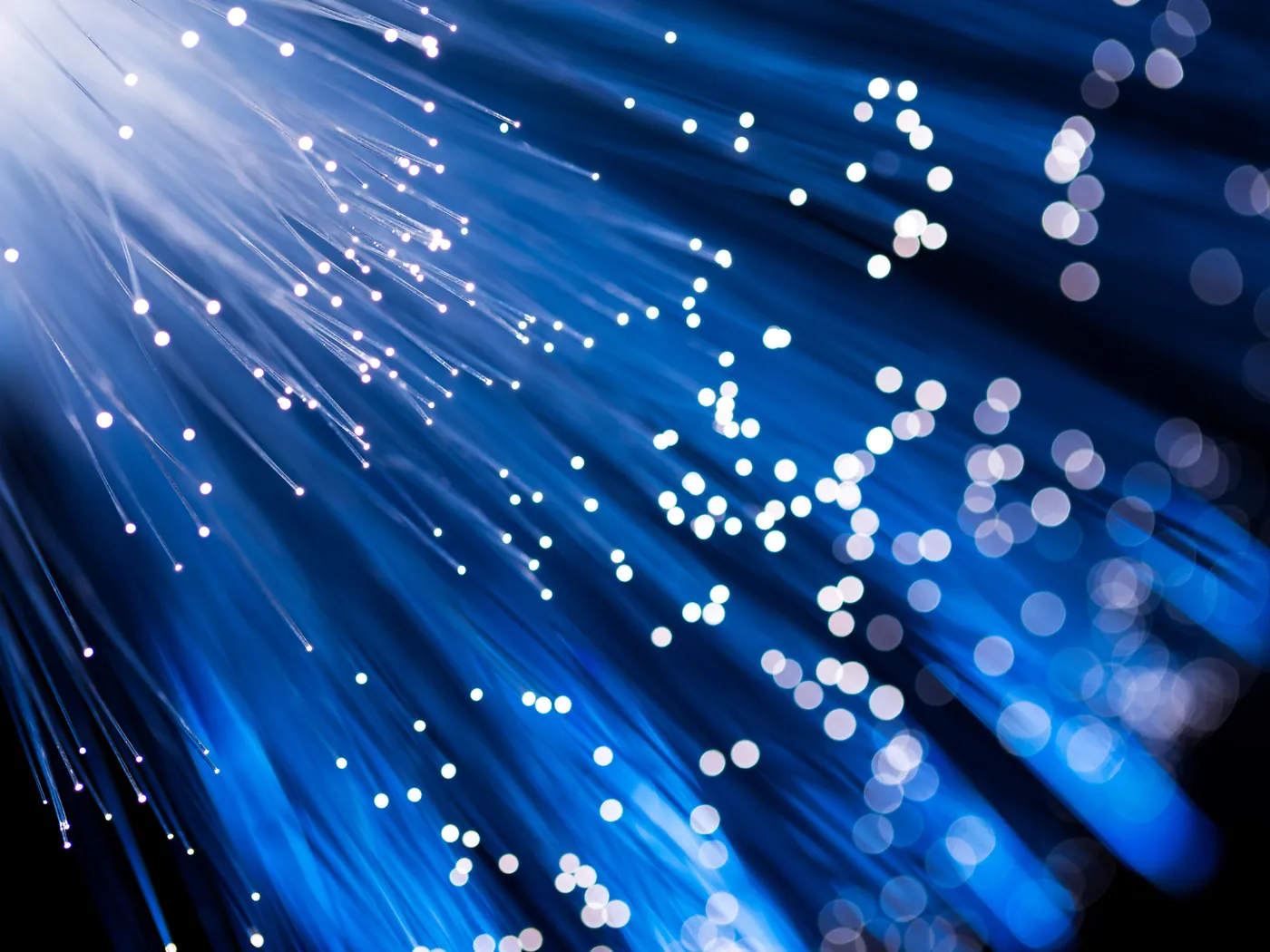 Fibra óptica iluminada en azul